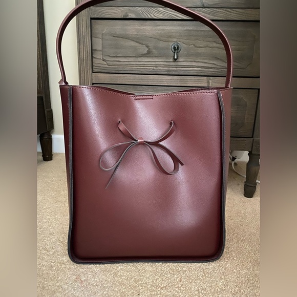 Burgundy Tote NWOT - Picture 1 of 8